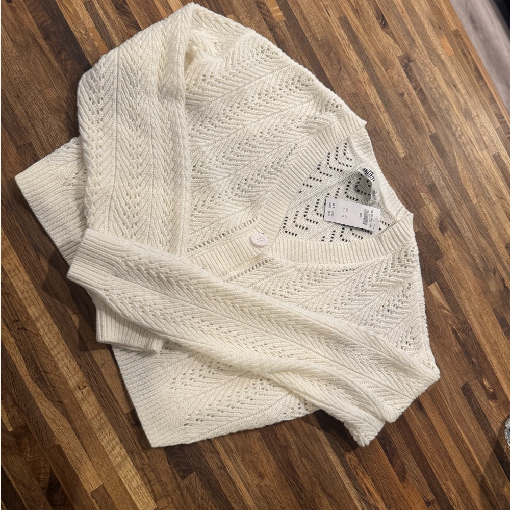 Hollister Cream Knit Cardigan